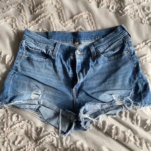 Women’s Levi’s shorts